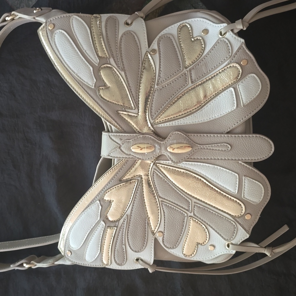 EUC Betsy Johnson Natural and Metallic Fringe Butterfly Crossbody Shoulder Bag